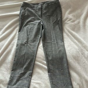 Chic fitted plaid pants